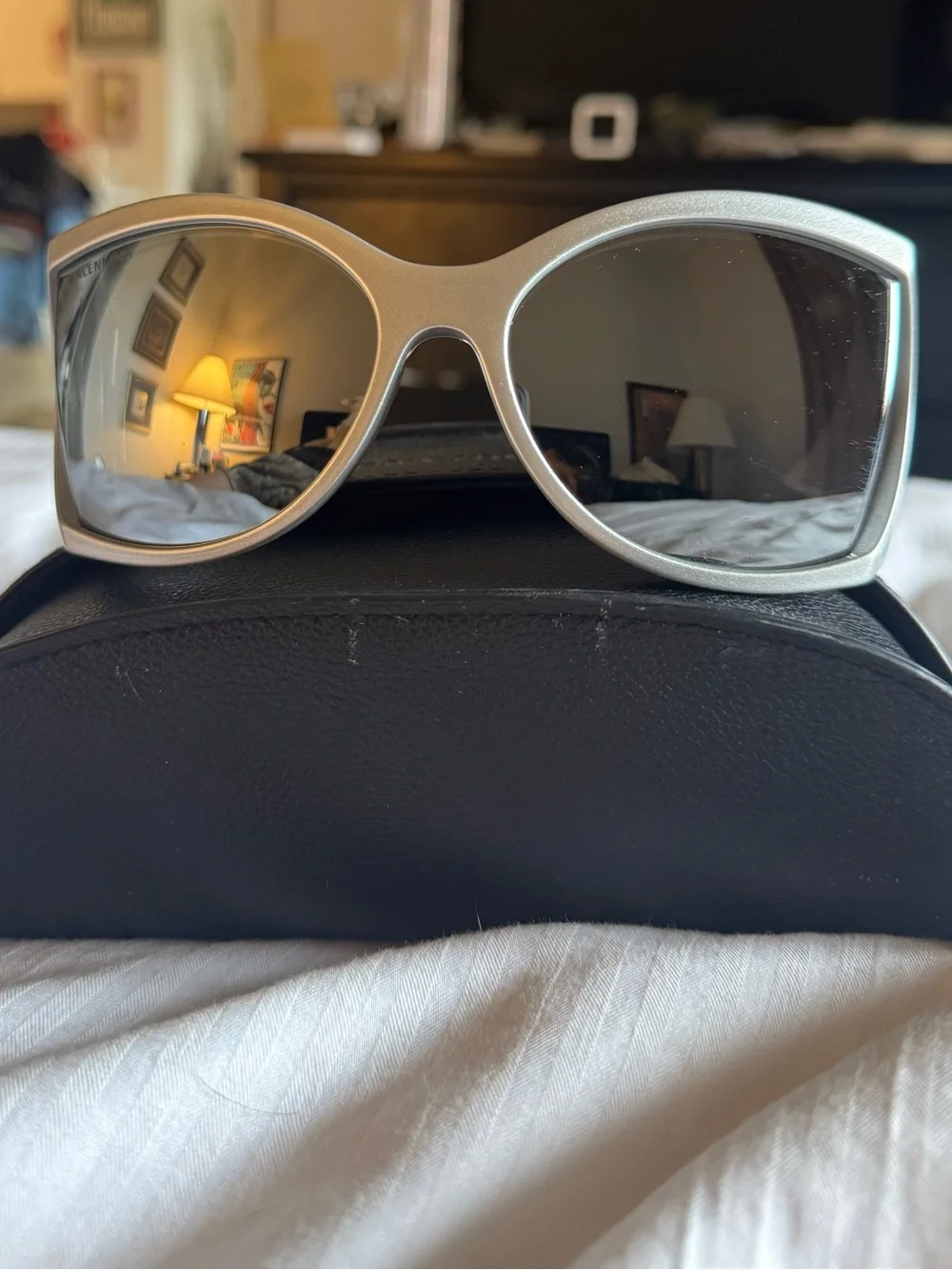 Balenciaga BB0145s Butterfly Shield Sunglases. Silver mirrored lenses